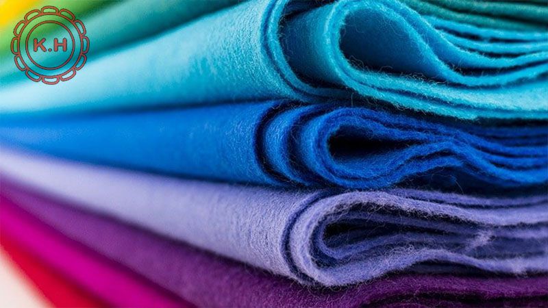 Vải polyester là gì? Ưu nhược điểm và những điều cần biết
